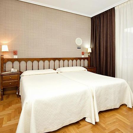 Hotel El Molinon Cangas De Narcea Exteriör bild